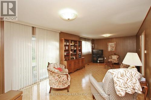 49 Stainforth Drive, Toronto (Agincourt South-Malvern West), ON - Indoor Photo Showing Living Room