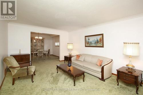 49 Stainforth Drive, Toronto (Agincourt South-Malvern West), ON - Indoor Photo Showing Living Room