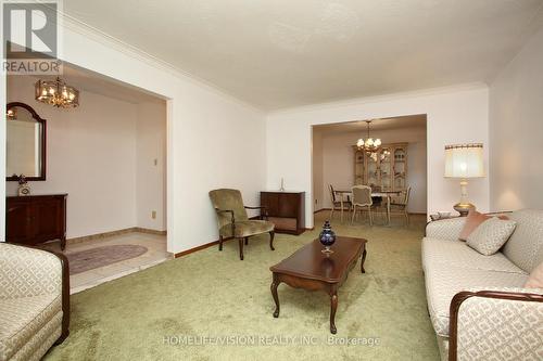 49 Stainforth Drive, Toronto (Agincourt South-Malvern West), ON - Indoor Photo Showing Living Room