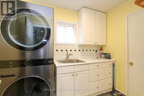 110 Corkett Drive, Brampton (Northwood Park), ON - Indoor Photo Showing Laundry Room