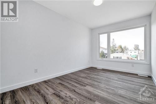 815 Norton Avenue, Ottawa, ON - Indoor Photo Showing Other Room