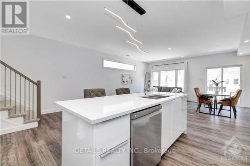 815 Norton Avenue, Ottawa, ON - Indoor Photo Showing Kitchen With Double Sink