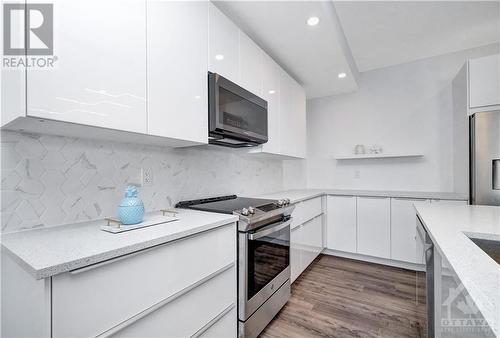 815 Norton Avenue, Ottawa, ON - Indoor Photo Showing Kitchen