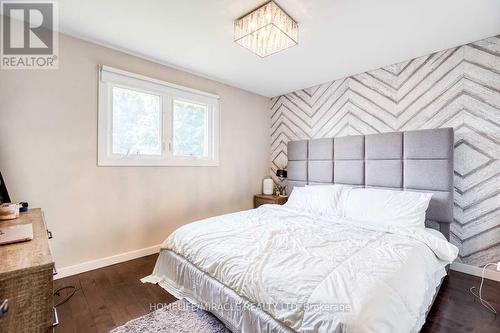 173 Oriole Drive, East Gwillimbury, ON - Indoor Photo Showing Bedroom