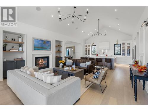 1610 Antler Court Lot# 8, Kelowna, BC - Indoor Photo Showing Living Room With Fireplace