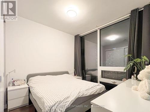 1613 - 1 Market Street, Toronto, ON - Indoor Photo Showing Bedroom