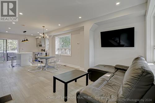 228 Benson Avenue, Toronto (Wychwood), ON - Indoor Photo Showing Living Room