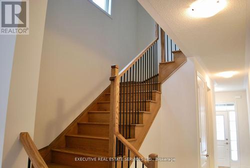 75 Phoenix Boulevard, Barrie, ON - Indoor Photo Showing Other Room