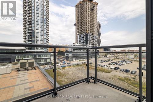 502 - 5025 Four Springs Avenue, Mississauga (Hurontario), ON - Outdoor