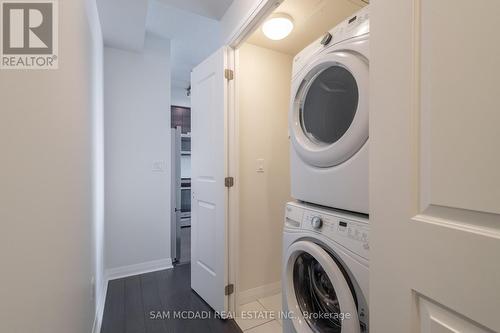 502 - 5025 Four Springs Avenue, Mississauga (Hurontario), ON - Indoor Photo Showing Laundry Room