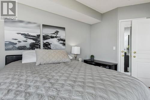 1208 - 2240 Lakeshore Boulevard W, Toronto (Mimico), ON - Indoor Photo Showing Bedroom