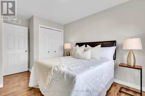 140 Windflower Drive, Kitchener, ON - Indoor Photo Showing Bedroom