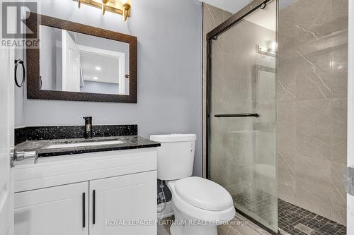 140 Windflower Drive, Kitchener, ON - Indoor Photo Showing Bathroom