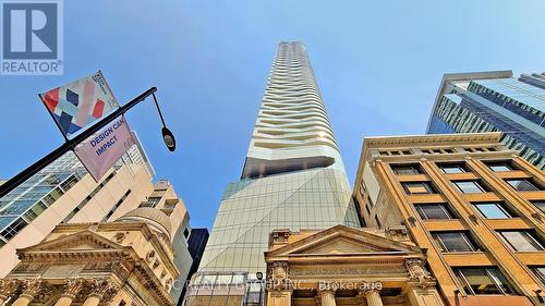 1102 - 197 Yonge Street, Toronto (Church-Yonge Corridor), ON - Outdoor With Facade