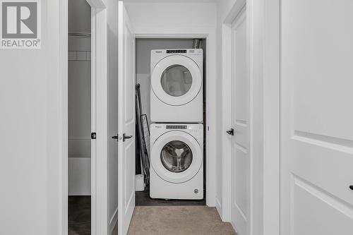 12075 Oceola Road Unit# 45, Lake Country, BC - Indoor Photo Showing Laundry Room