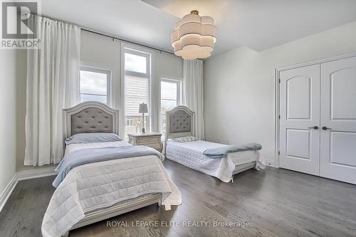 106 Silk Twist Drive, East Gwillimbury, ON - Indoor Photo Showing Bedroom