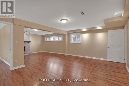 424 Brookmill Road, Oakville, ON - Indoor