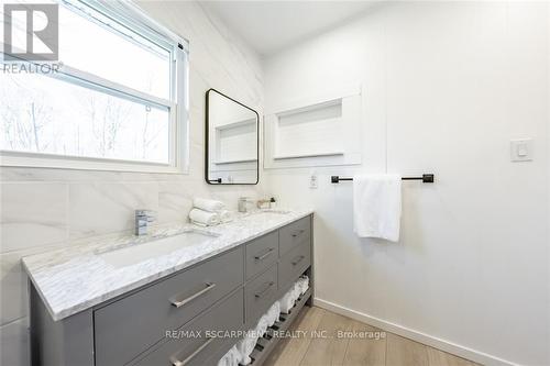 646 Wyldewood Road, Port Colborne, ON - Indoor Photo Showing Bathroom