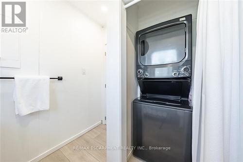 646 Wyldewood Road, Port Colborne, ON - Indoor Photo Showing Laundry Room