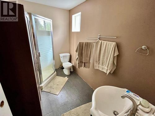 Lots 71-72 Harrison Road, Arrow Park, BC - Indoor Photo Showing Bathroom