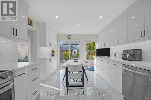 63 Blue Spruce Street N, Brampton, ON - Indoor Photo Showing Kitchen