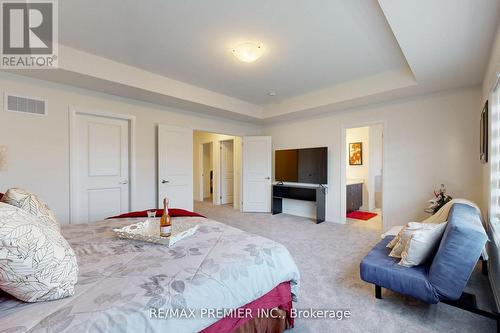 163 Spitfire Drive, Hamilton (Mount Hope), ON - Indoor Photo Showing Bedroom