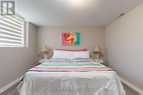 163 Spitfire Drive, Hamilton (Mount Hope), ON - Indoor Photo Showing Bedroom