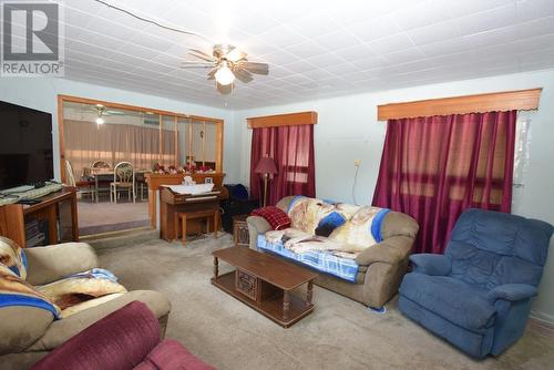 7 Eley Rd, Iron Bridge, ON - Indoor Photo Showing Living Room