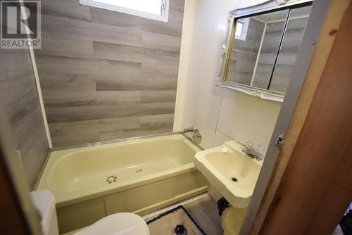 7 Eley Rd, Iron Bridge, ON - Indoor Photo Showing Bathroom