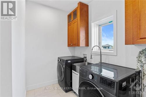 133 Cadieux Way, Ottawa, ON - Indoor Photo Showing Laundry Room