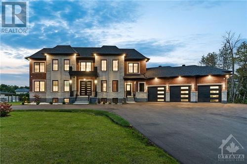 5817 Red Castle Ridge, Manotick, ON - Outdoor With Facade