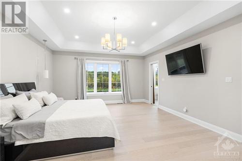 5817 Red Castle Ridge, Manotick, ON - Indoor Photo Showing Bedroom