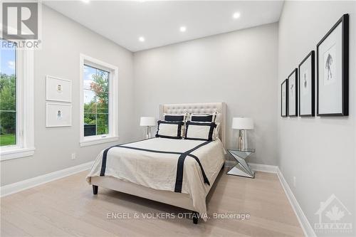 5817 Red Castle Ridge, Ottawa, ON - Indoor Photo Showing Bedroom