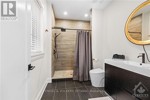 5817 Red Castle Ridge, Ottawa, ON - Indoor Photo Showing Bathroom