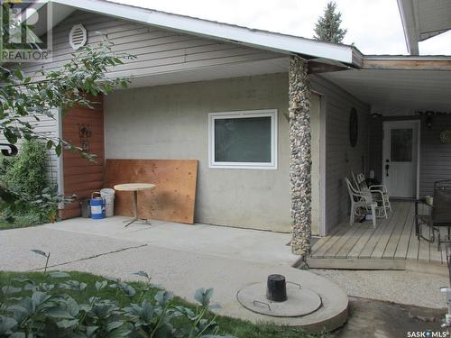 1118 Birch Avenue, Tobin Lake, SK - Outdoor With Exterior