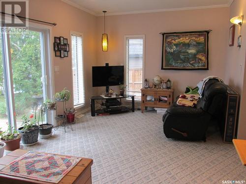 1118 Birch Avenue, Tobin Lake, SK - Indoor Photo Showing Living Room