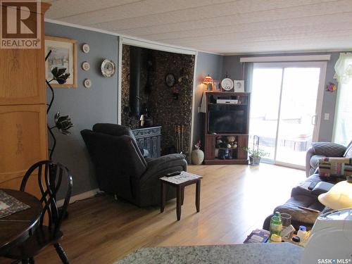 1118 Birch Avenue, Tobin Lake, SK - Indoor Photo Showing Living Room