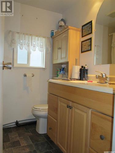 1118 Birch Avenue, Tobin Lake, SK - Indoor Photo Showing Bathroom