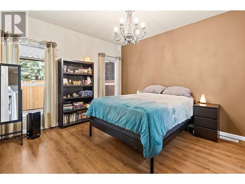 341 Hudson Street Nw, Salmon Arm, BC - Indoor Photo Showing Bedroom