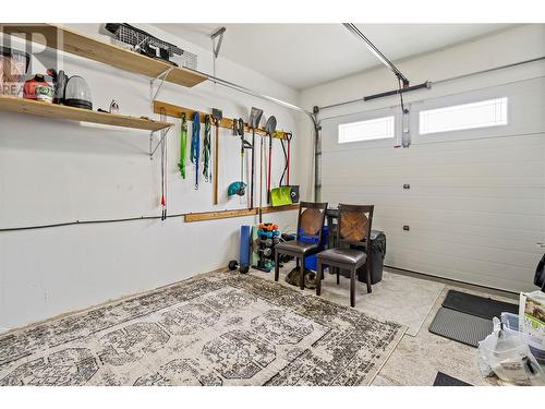 341 Hudson Street Nw, Salmon Arm, BC - Indoor Photo Showing Garage