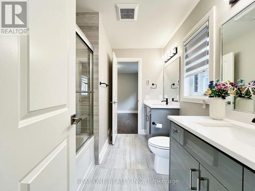 80 Portage Avenue, Richmond Hill (Oak Ridges), ON - Indoor Photo Showing Bathroom