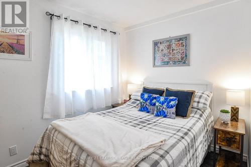 2730 Lone Birch Trail N, Ramara, ON - Indoor Photo Showing Bedroom