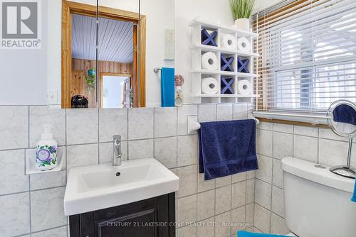 2730 Lone Birch Trail N, Ramara, ON - Indoor Photo Showing Bathroom