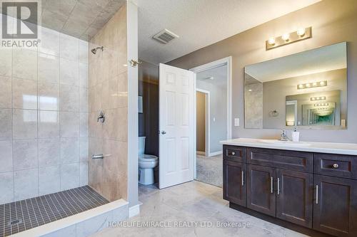 39 Broadacre Drive, Kitchener, ON - Indoor Photo Showing Bathroom