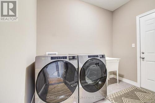 39 Broadacre Drive, Kitchener, ON - Indoor Photo Showing Laundry Room