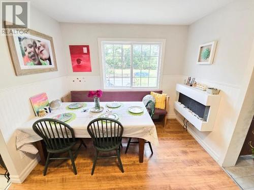 A-7421 Nootka Street, Powell River, BC - Indoor Photo Showing Dining Room