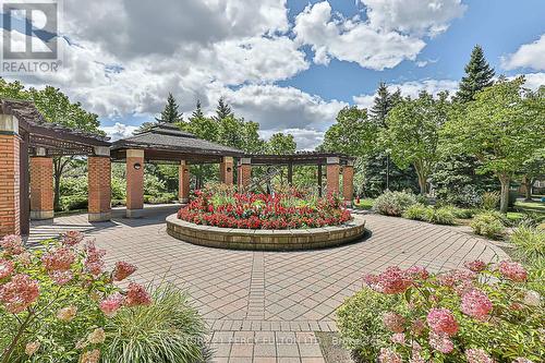 1 - 12 Cox Boulevard, Markham (Unionville), ON - Outdoor