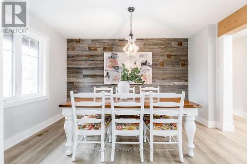 3 Matthew Court, Wasaga Beach, ON - Indoor Photo Showing Dining Room