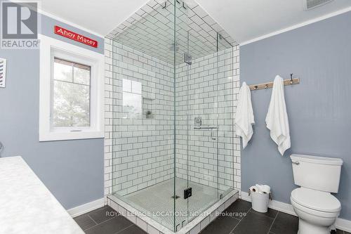 3 Matthew Court, Wasaga Beach, ON - Indoor Photo Showing Bathroom