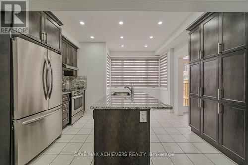 4 Gemma Place, Brampton, ON - Indoor Photo Showing Kitchen With Stainless Steel Kitchen